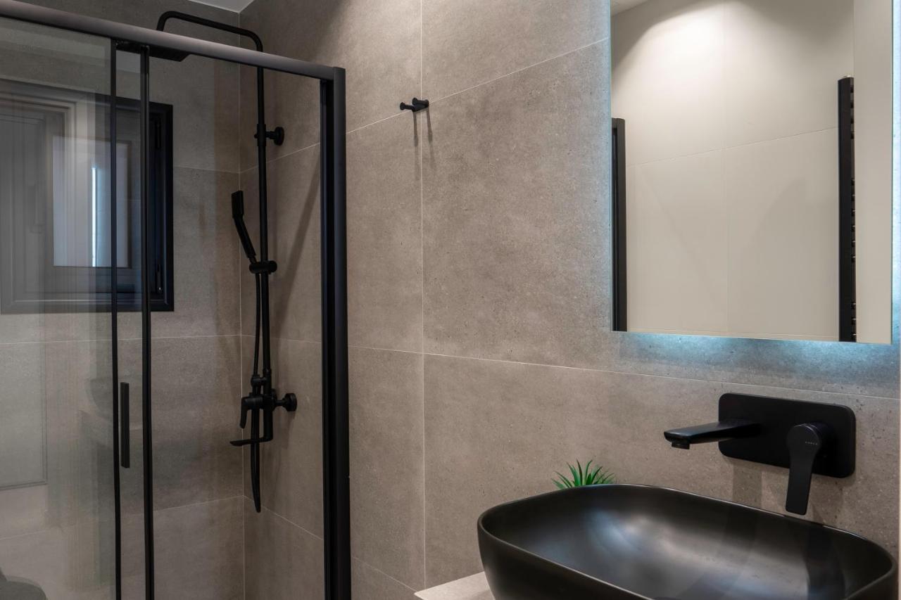Luxury Studio Apartment In The Heart Of Athén Kültér fotó