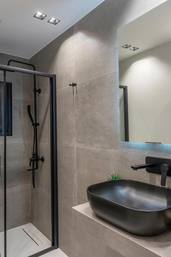 Luxury Studio Apartment In The Heart Of Athén Kültér fotó