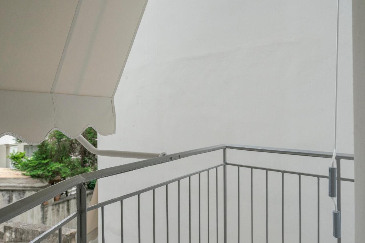 Luxury Studio Apartment In The Heart Of Athén Kültér fotó